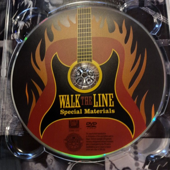 Walk the Line (Two-Disc Special Edition) DVDs and 5 Exclusive WTL Postcards - Picture 3 of 8